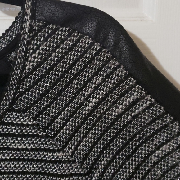 Jessica Simpson sweater dress - Picture 2 of 2